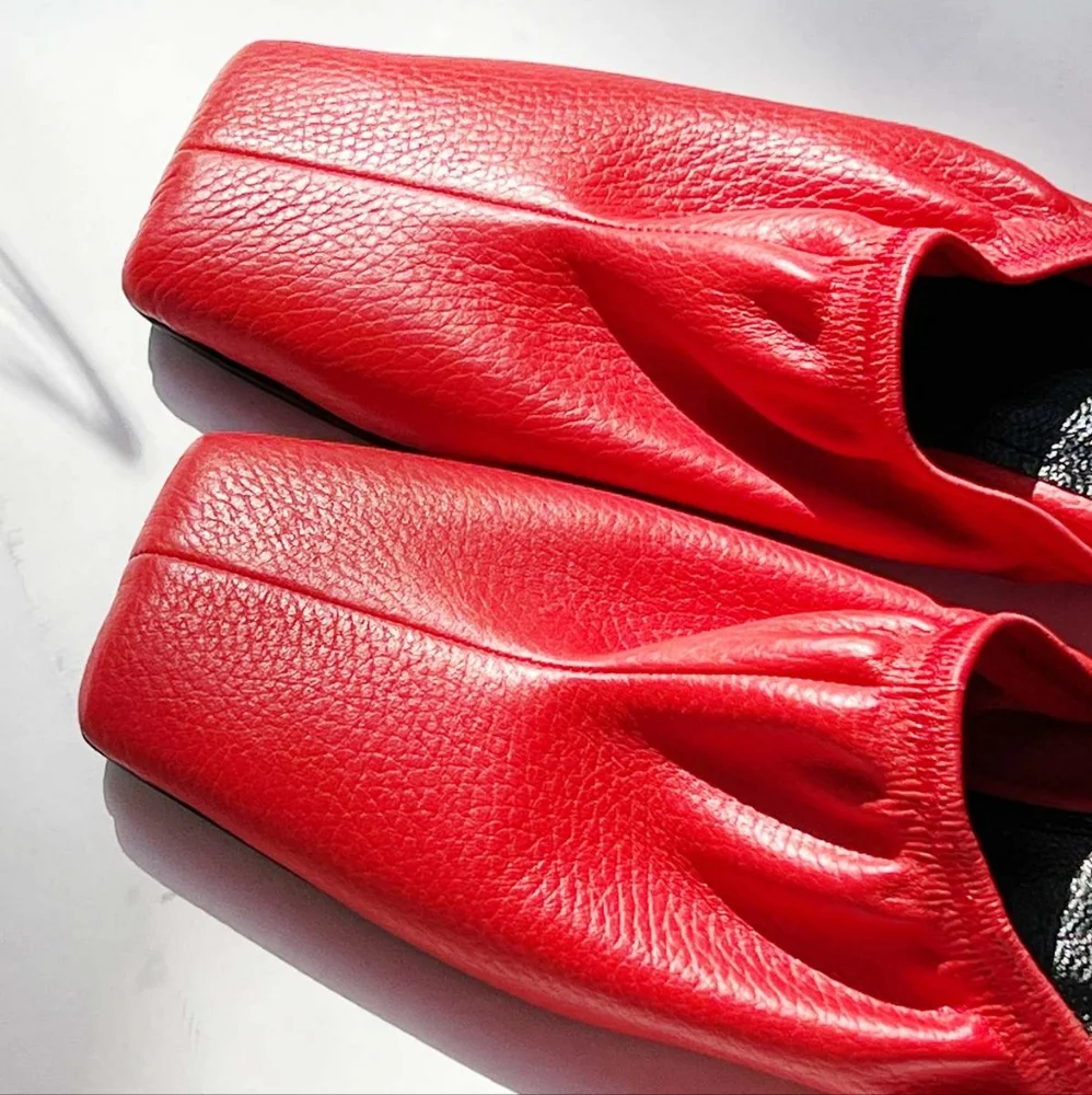 Dubie Red Leather Slip-On Mule Flats - Picture 2 of 13
